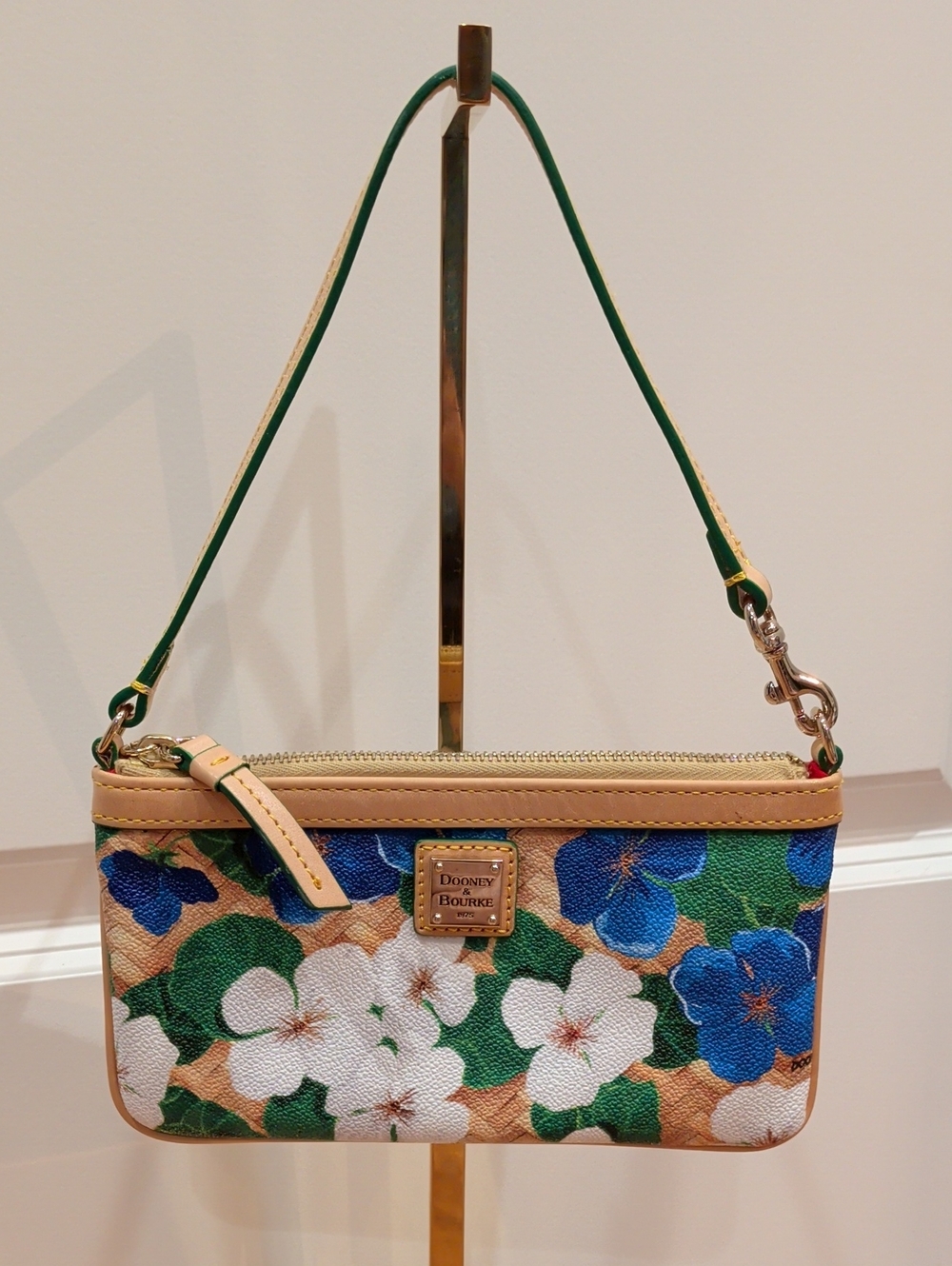 Dooney & Bourke Blue & White Hydrangea Basketweave Wristlet Tiny Shoulder Purse